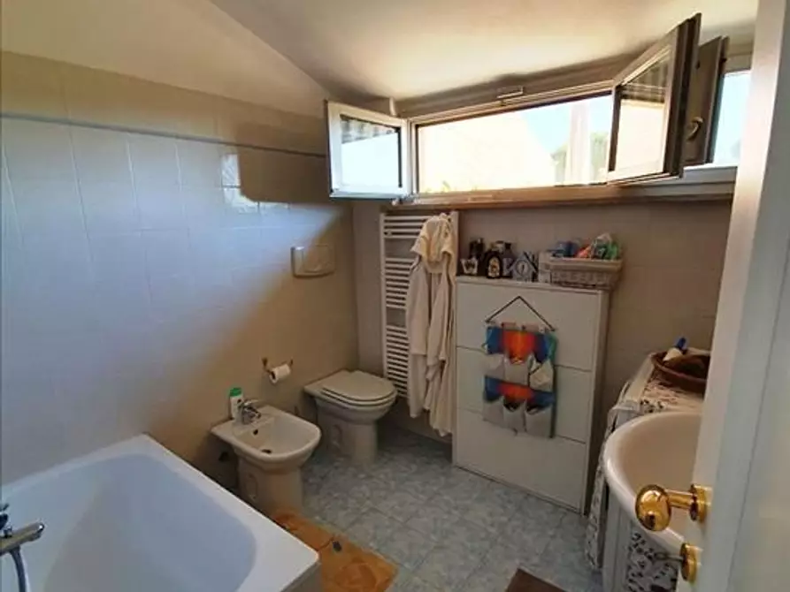 Immagine 22 di Appartamento in vendita  a Sovicille