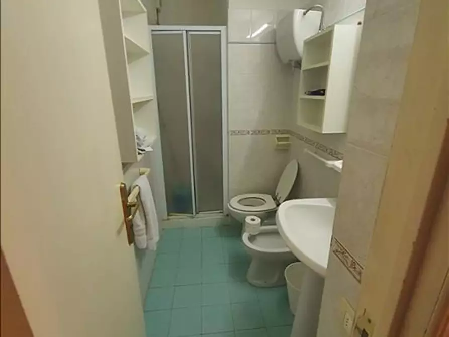 Immagine 14 di Appartamento in vendita  a Siena