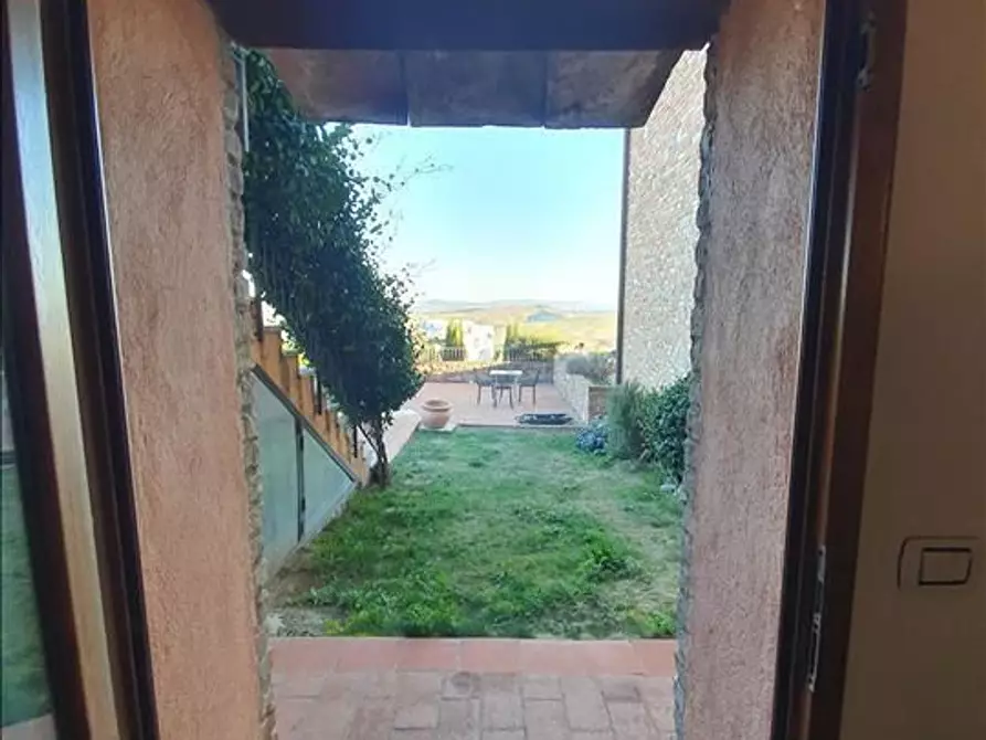 Immagine 10 di Rustico / casale in vendita  a Asciano