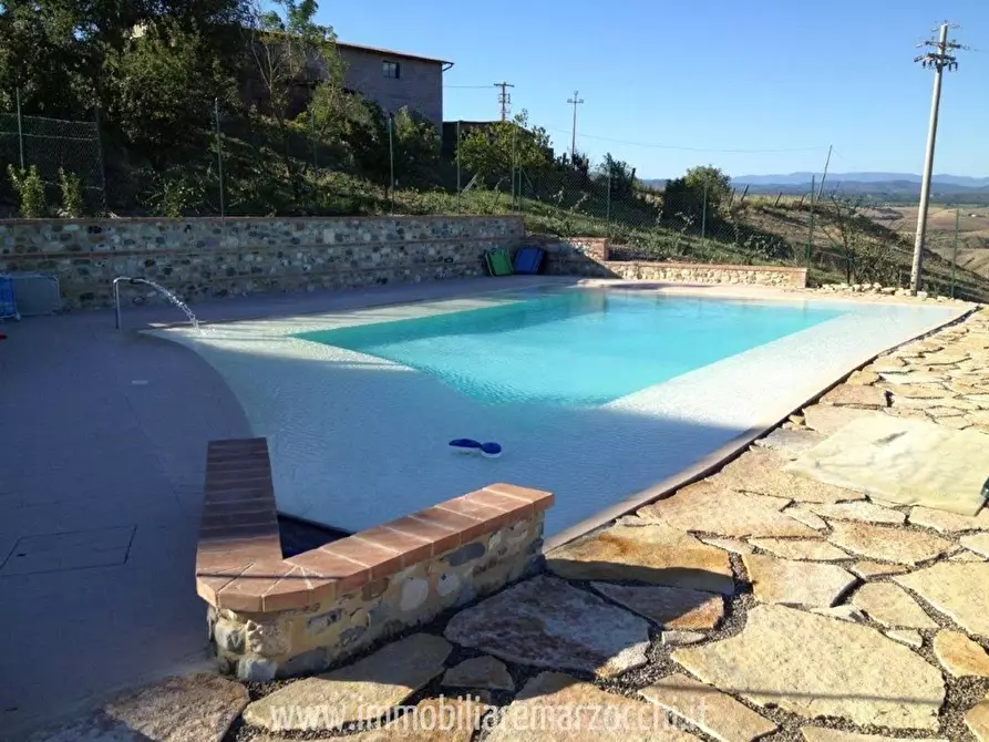 Immagine 13 di Rustico / casale in vendita  a Asciano