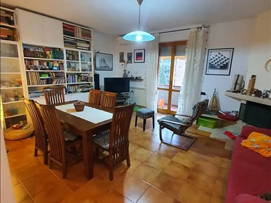 Immagine 2 di Appartamento in vendita  a Castelnuovo Berardenga