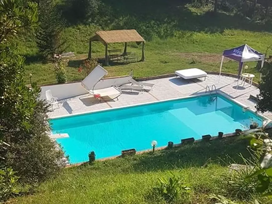 Immagine 16 di Villa in vendita  a Sovicille