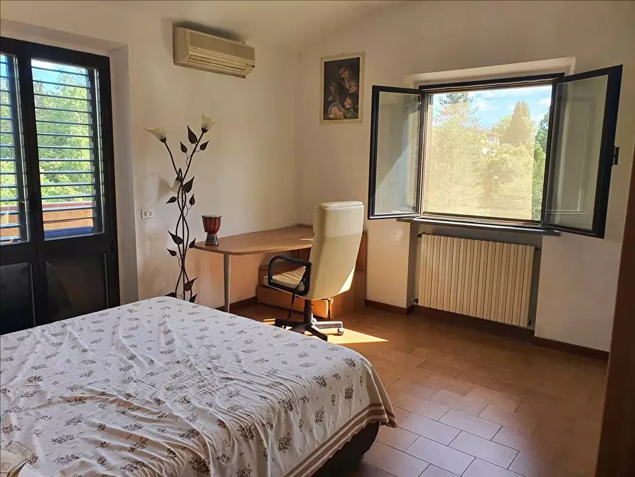 Immagine 10 di Villa in vendita  a Sovicille