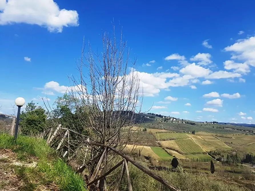Immagine 3 di Casa colonica in vendita  a Poggibonsi