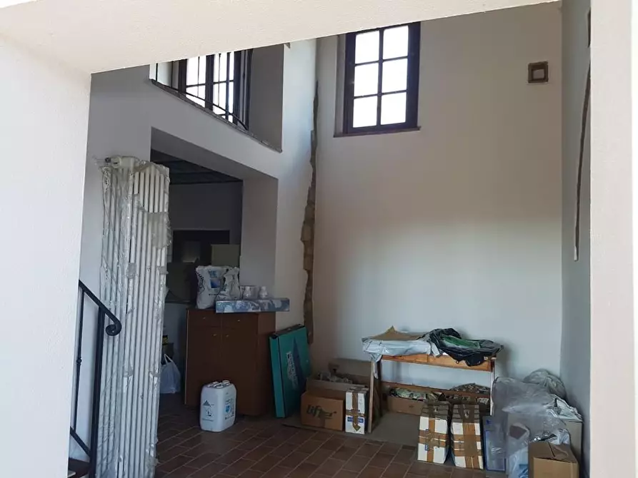 Immagine 10 di Casa colonica in vendita  a Poggibonsi