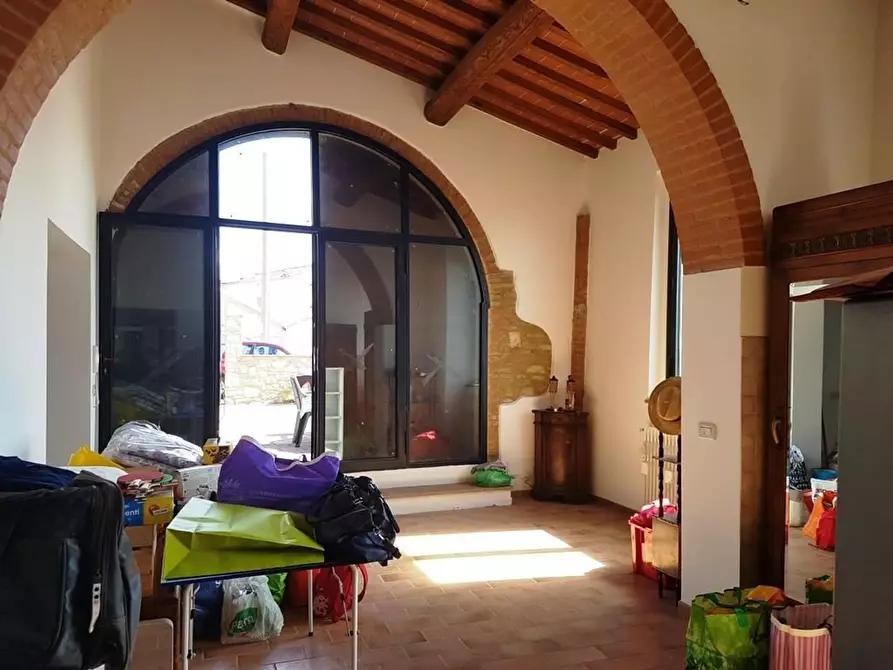 Immagine 7 di Casa colonica in vendita  a Poggibonsi