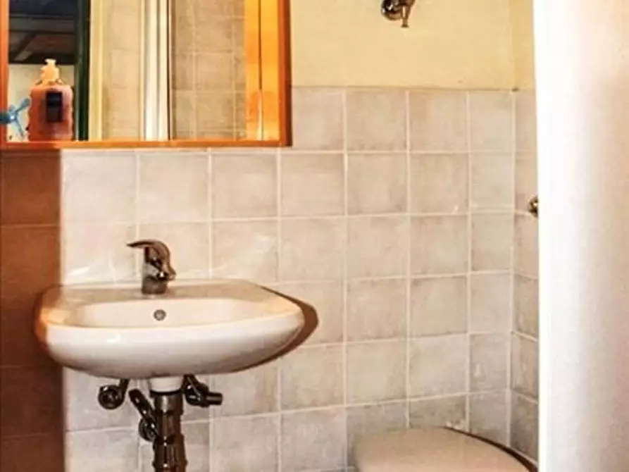 Immagine 7 di Villa in vendita  a Sovicille