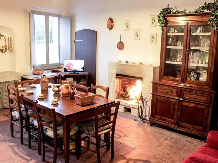 Immagine 8 di Villa in vendita  a Sovicille