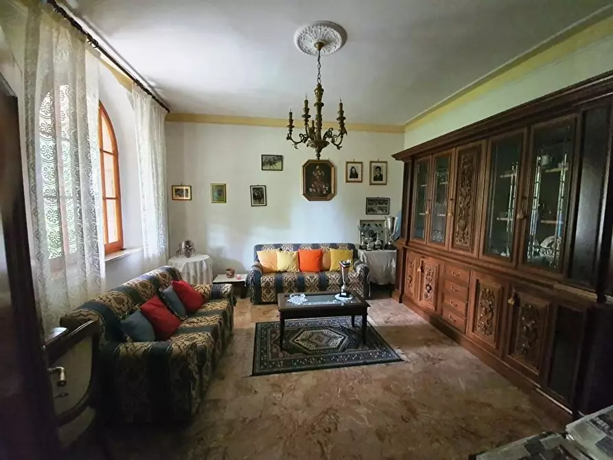 Immagine 15 di Villa in vendita  a Murlo