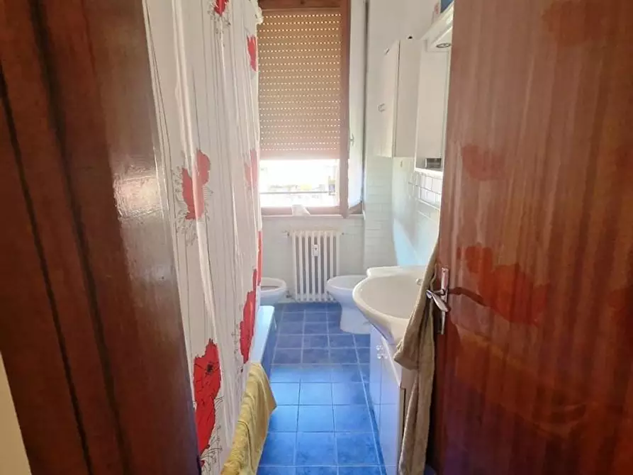 Immagine 9 di Appartamento in vendita  a Siena