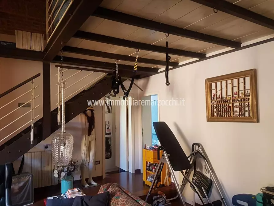 Immagine 2 di Appartamento in vendita  a Siena