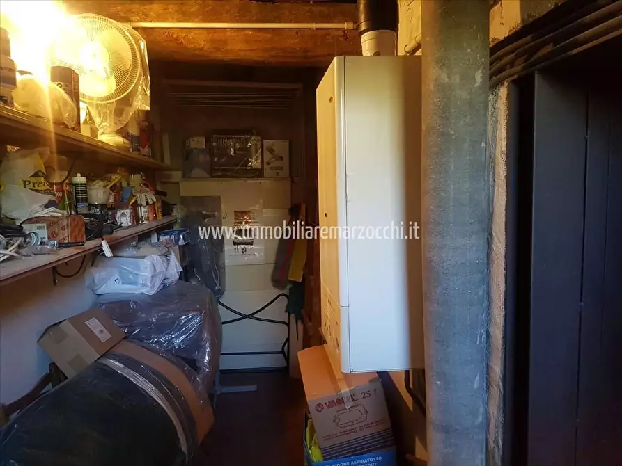 Immagine 16 di Appartamento in vendita  a Siena