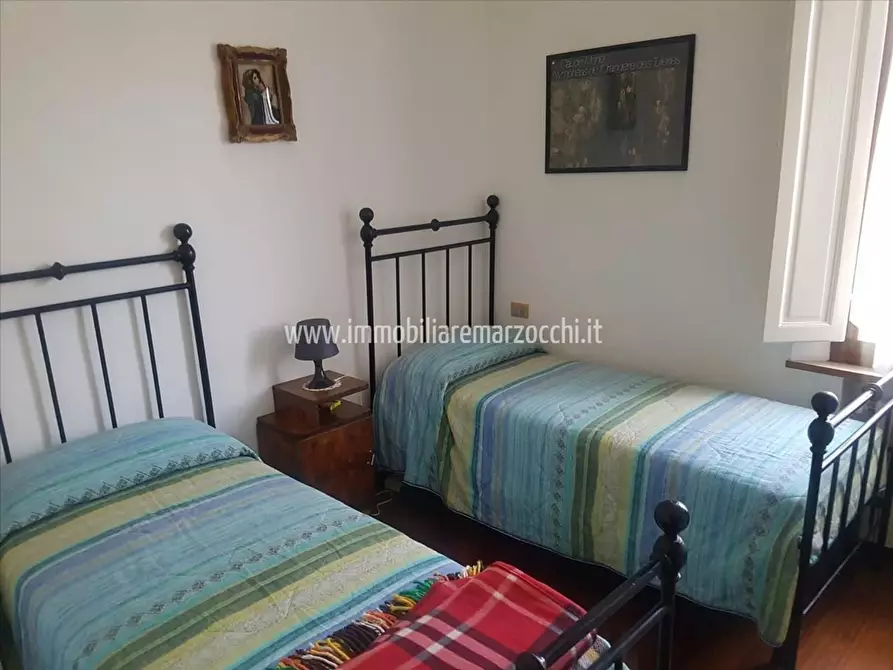 Immagine 10 di Appartamento in vendita  a Siena