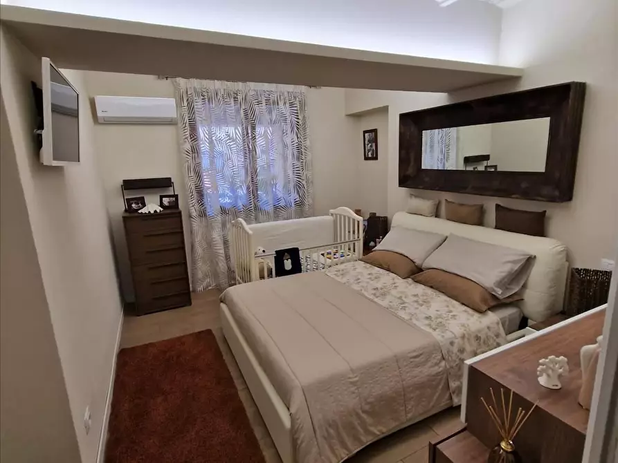 Immagine 6 di Appartamento in vendita  a Siena