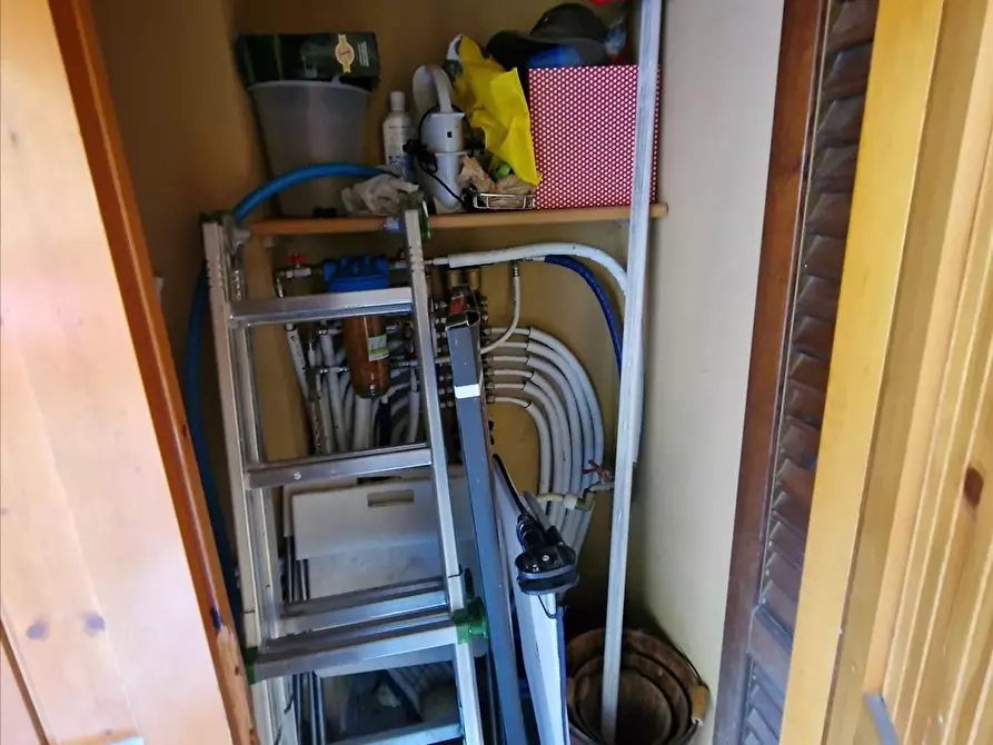 Immagine 14 di Appartamento in vendita  a Siena