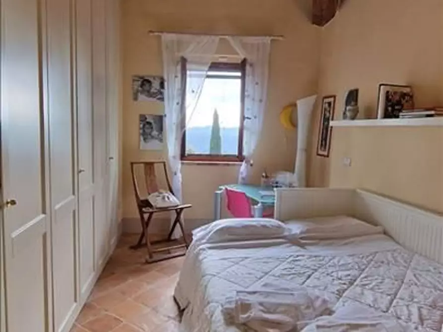 Immagine 35 di Villa in vendita  a Asciano