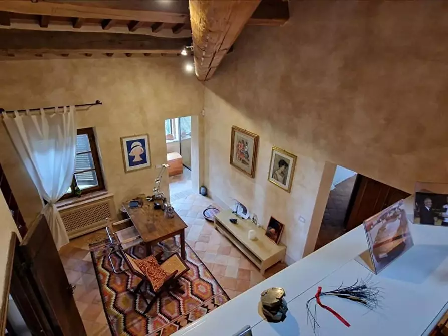 Immagine 28 di Villa in vendita  a Asciano