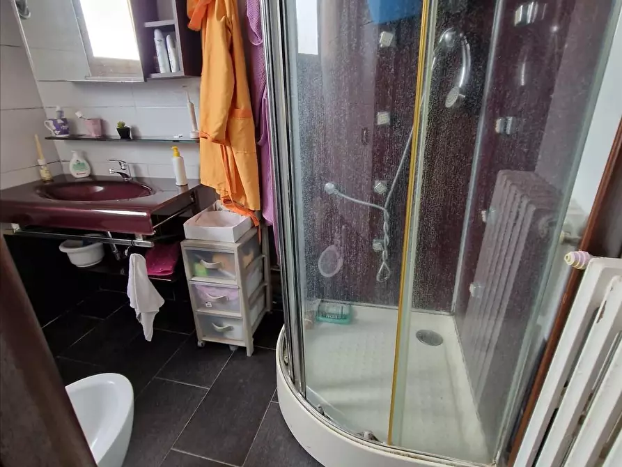 Immagine 13 di Appartamento in vendita  a Siena