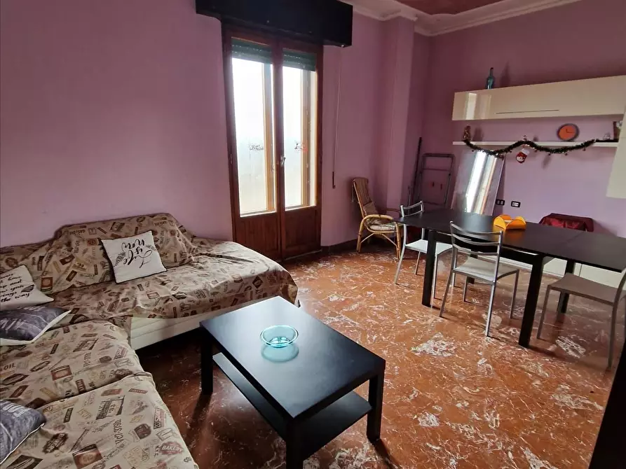 Immagine 3 di Appartamento in vendita  a Siena