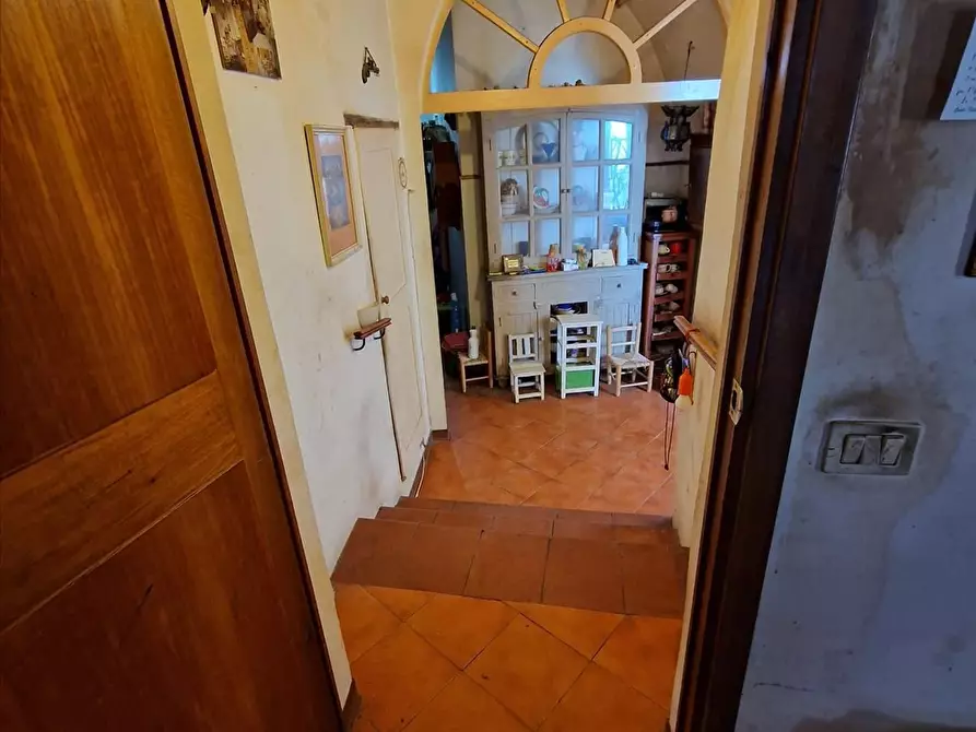 Immagine 11 di Appartamento in vendita  a Siena