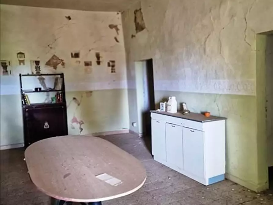 Immagine 19 di Villa in vendita  a Buonconvento