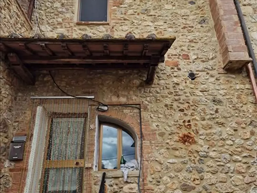 Immagine 22 di Appartamento in vendita  a Sovicille