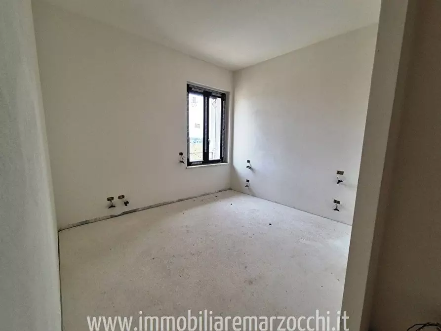 Immagine 10 di Appartamento in vendita  a Siena