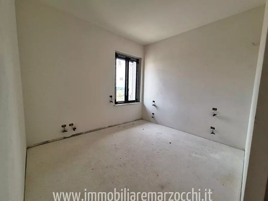 Immagine 11 di Appartamento in vendita  a Siena