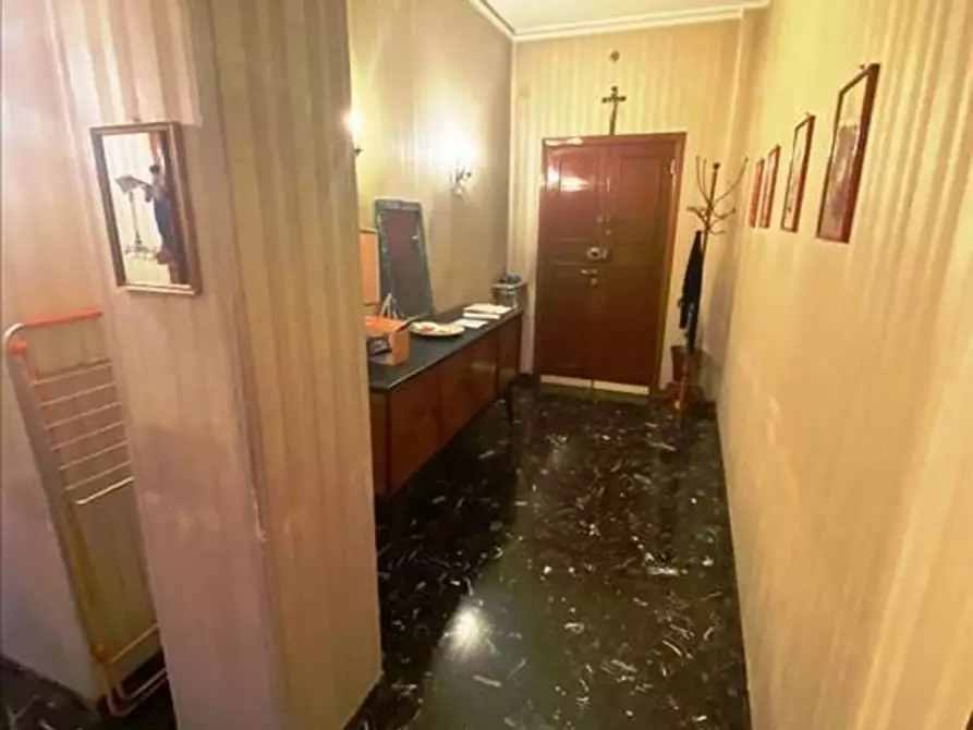 Immagine 7 di Appartamento in vendita  a Siena