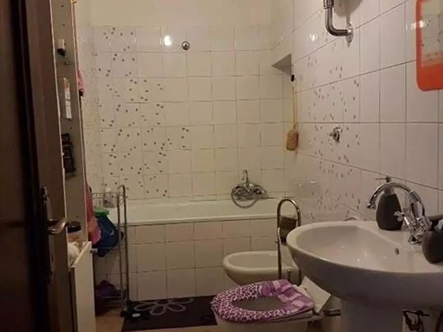 Immagine 13 di Appartamento in vendita  a Monticiano