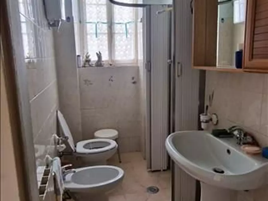 Immagine 17 di Appartamento in vendita  a Siena