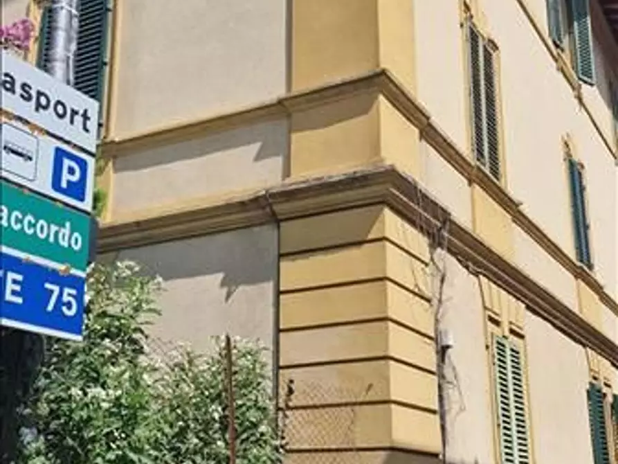 Immagine 20 di Appartamento in vendita  a Siena