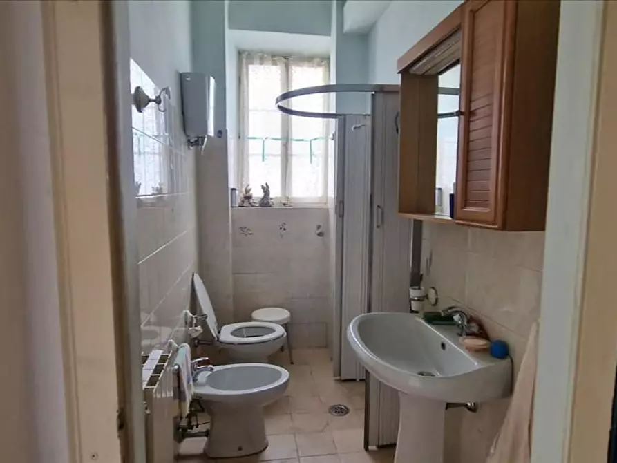 Immagine 19 di Appartamento in vendita  a Siena