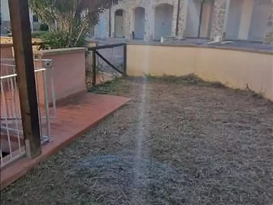 Immagine 11 di Appartamento in vendita  a Monteriggioni