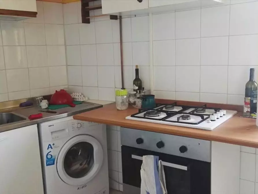 Immagine 3 di Appartamento in vendita  a Siena