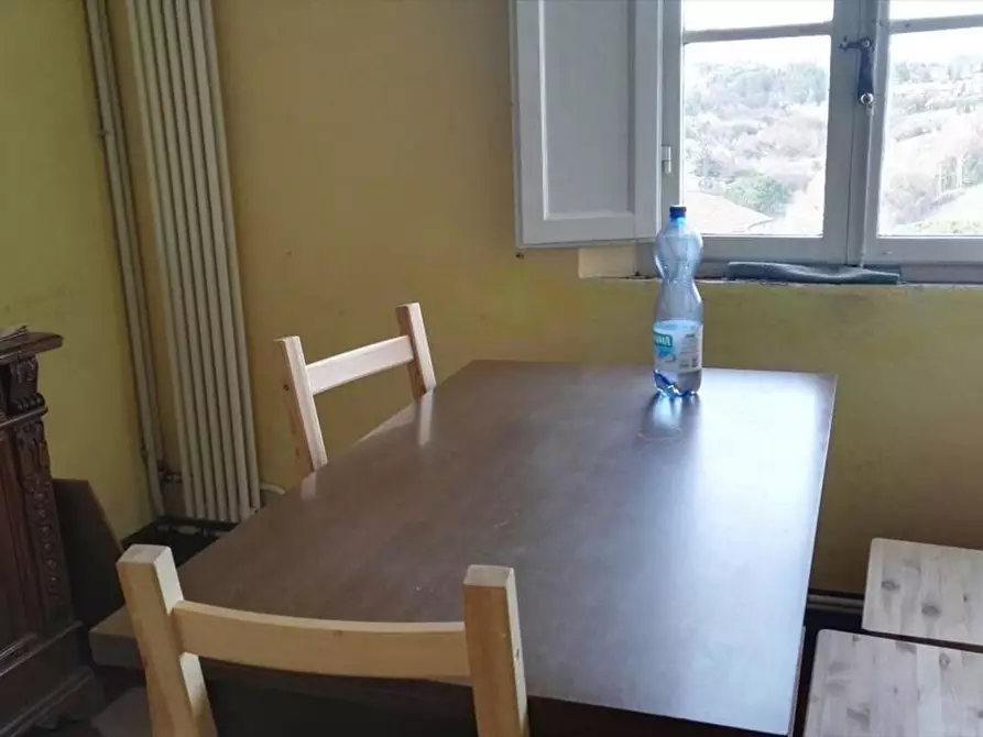 Immagine 4 di Appartamento in vendita  a Siena