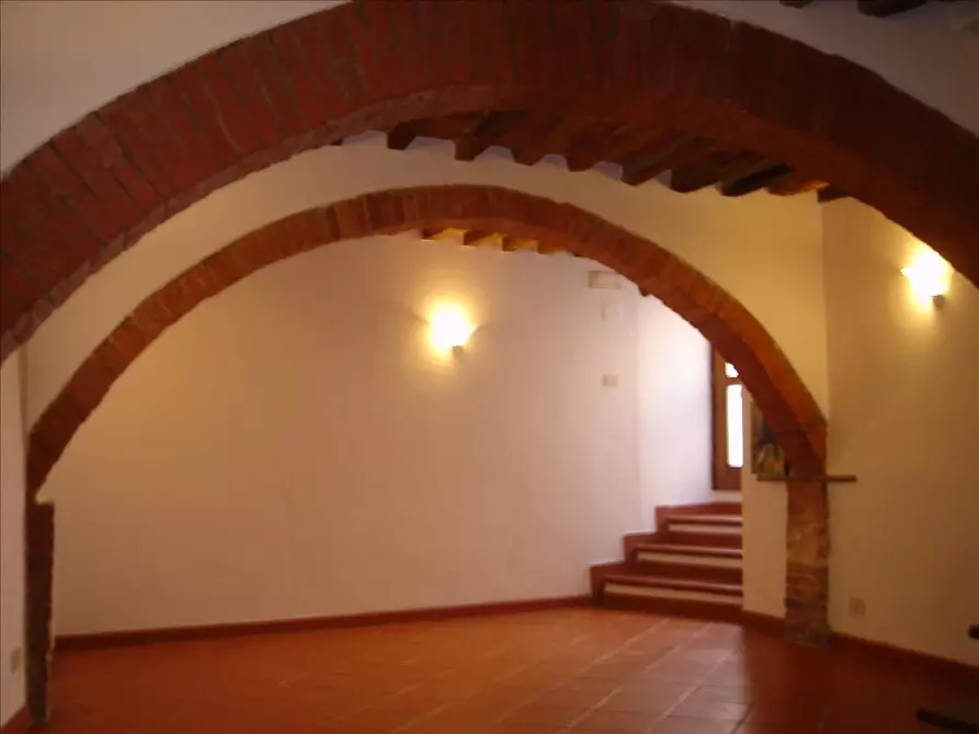 Immagine 28 di Appartamento in vendita  a Asciano