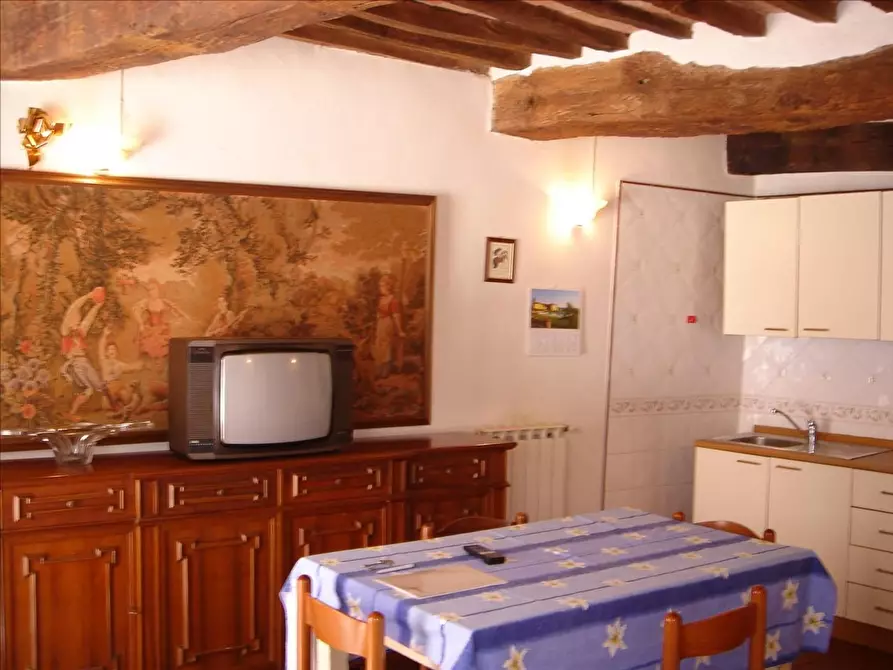 Immagine 4 di Appartamento in vendita  a Asciano