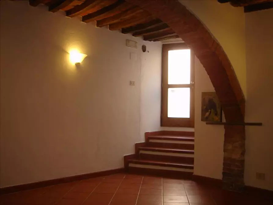 Immagine 32 di Appartamento in vendita  a Asciano