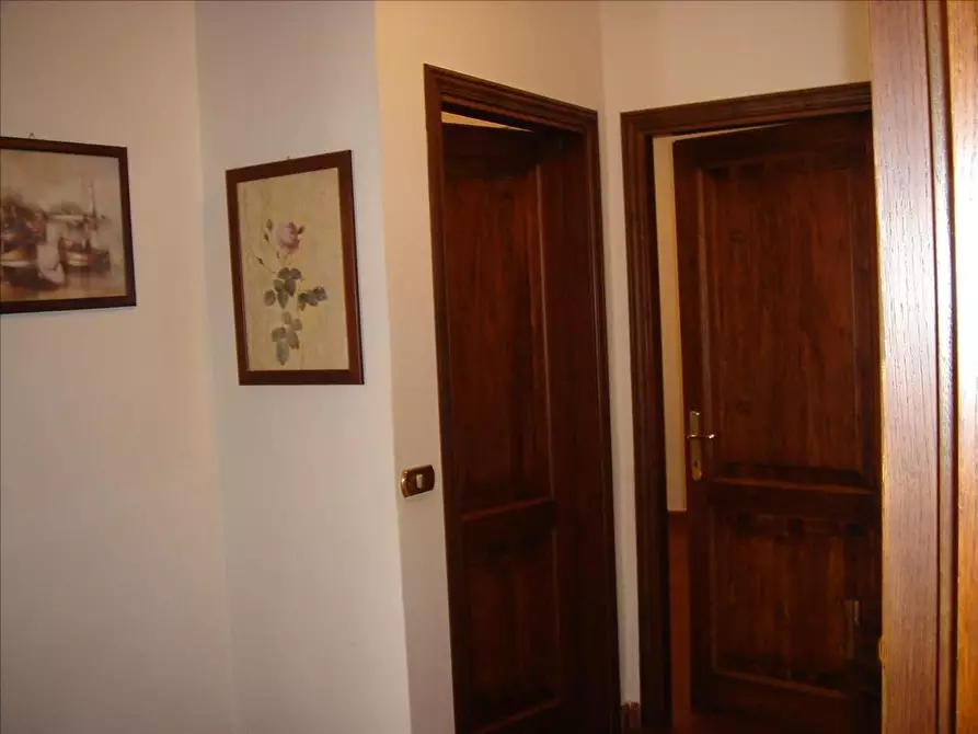 Immagine 9 di Appartamento in vendita  a Asciano