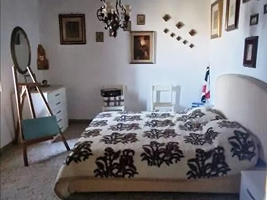 Immagine 5 di Appartamento in vendita  a Asciano