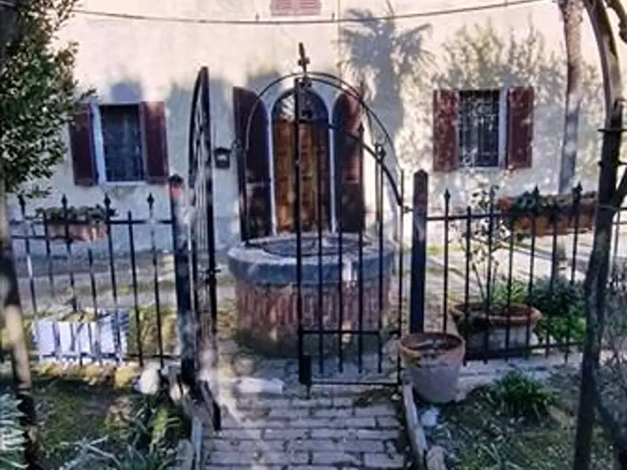 Immagine 12 di Appartamento in vendita  a Asciano