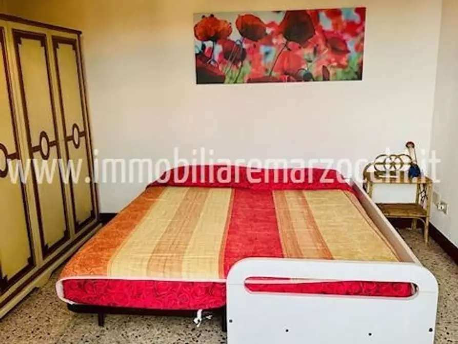 Immagine 19 di Appartamento in vendita  a Siena