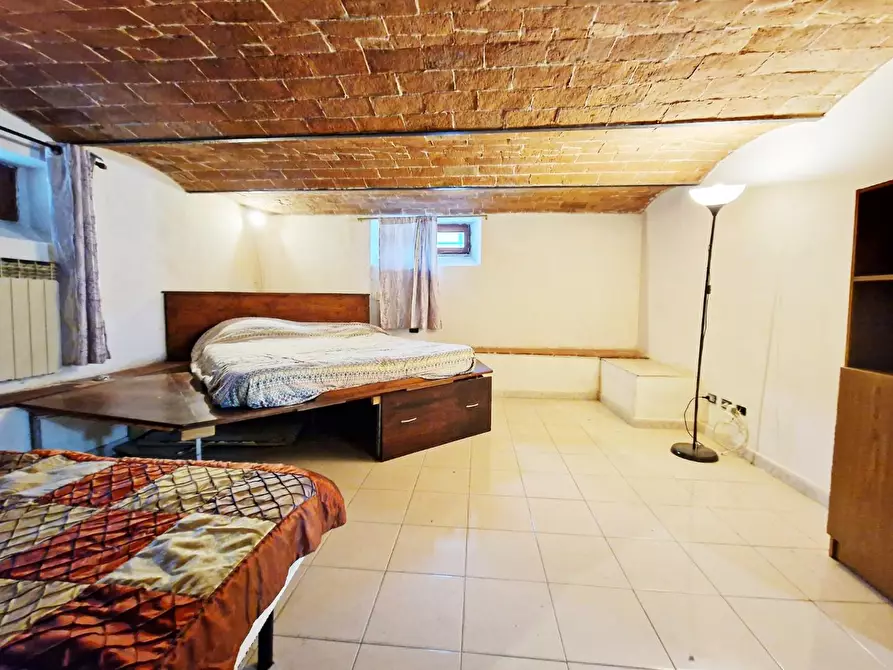 Immagine 17 di Appartamento in vendita  a Pisa