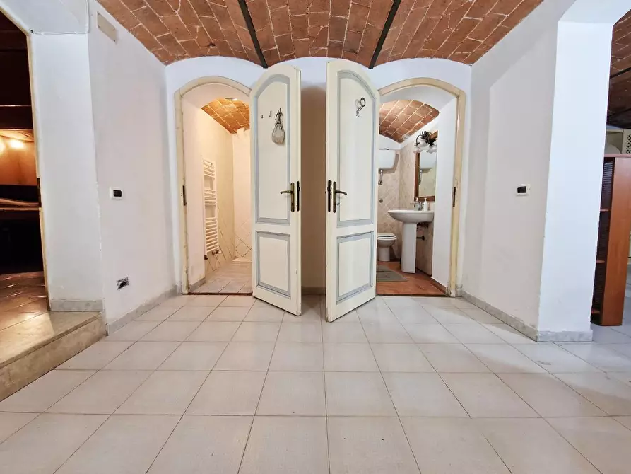 Immagine 8 di Appartamento in vendita  a Pisa