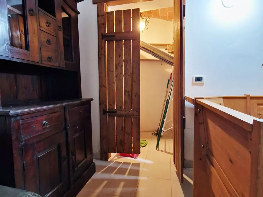 Immagine 14 di Appartamento in vendita  a Pisa