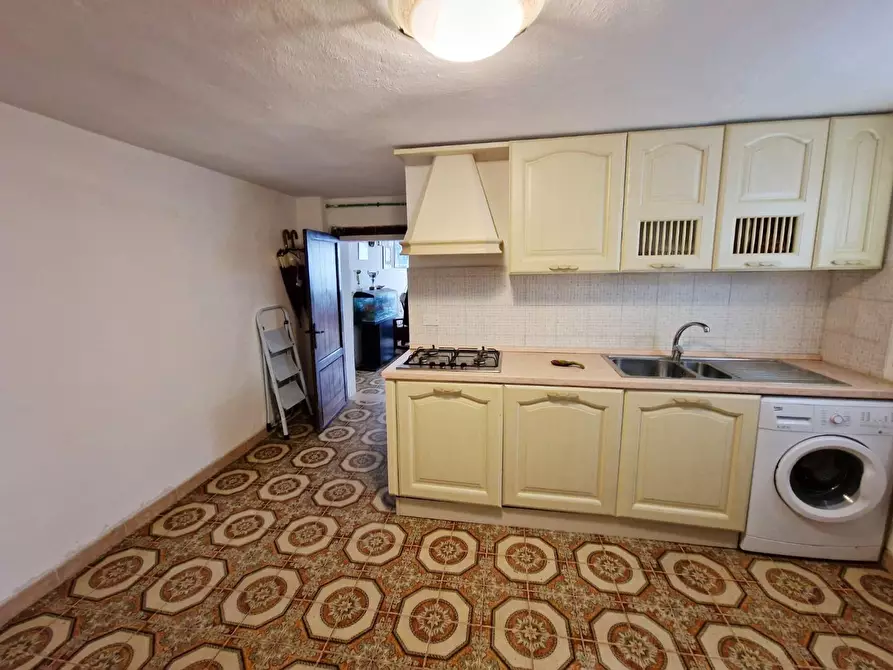 Immagine 12 di Casa indipendente in vendita  a Pisa