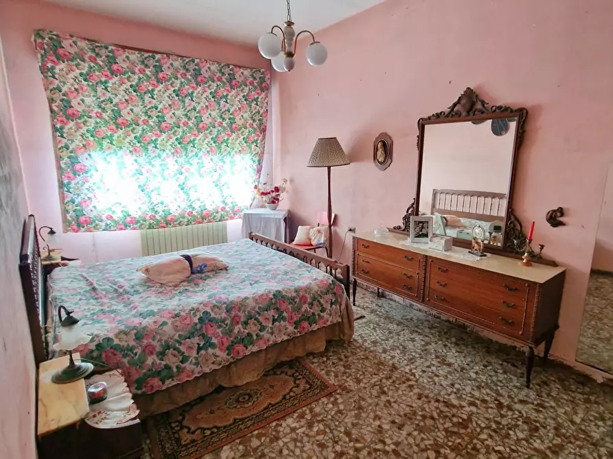 Immagine 18 di Casa indipendente in vendita  a Pisa