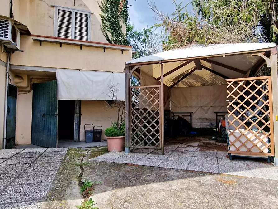 Immagine 6 di Casa indipendente in vendita  a Pisa