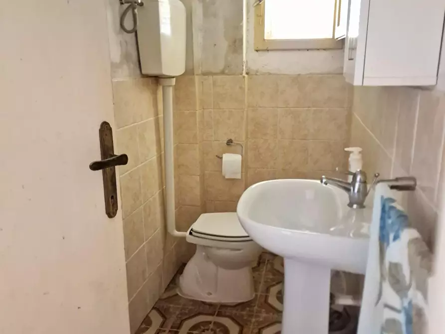 Immagine 10 di Casa indipendente in vendita  a Pisa